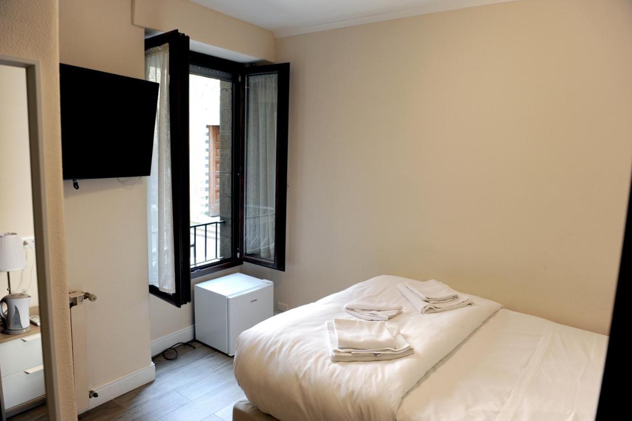 Pontevecchio Rooms Firenze Bagian luar foto