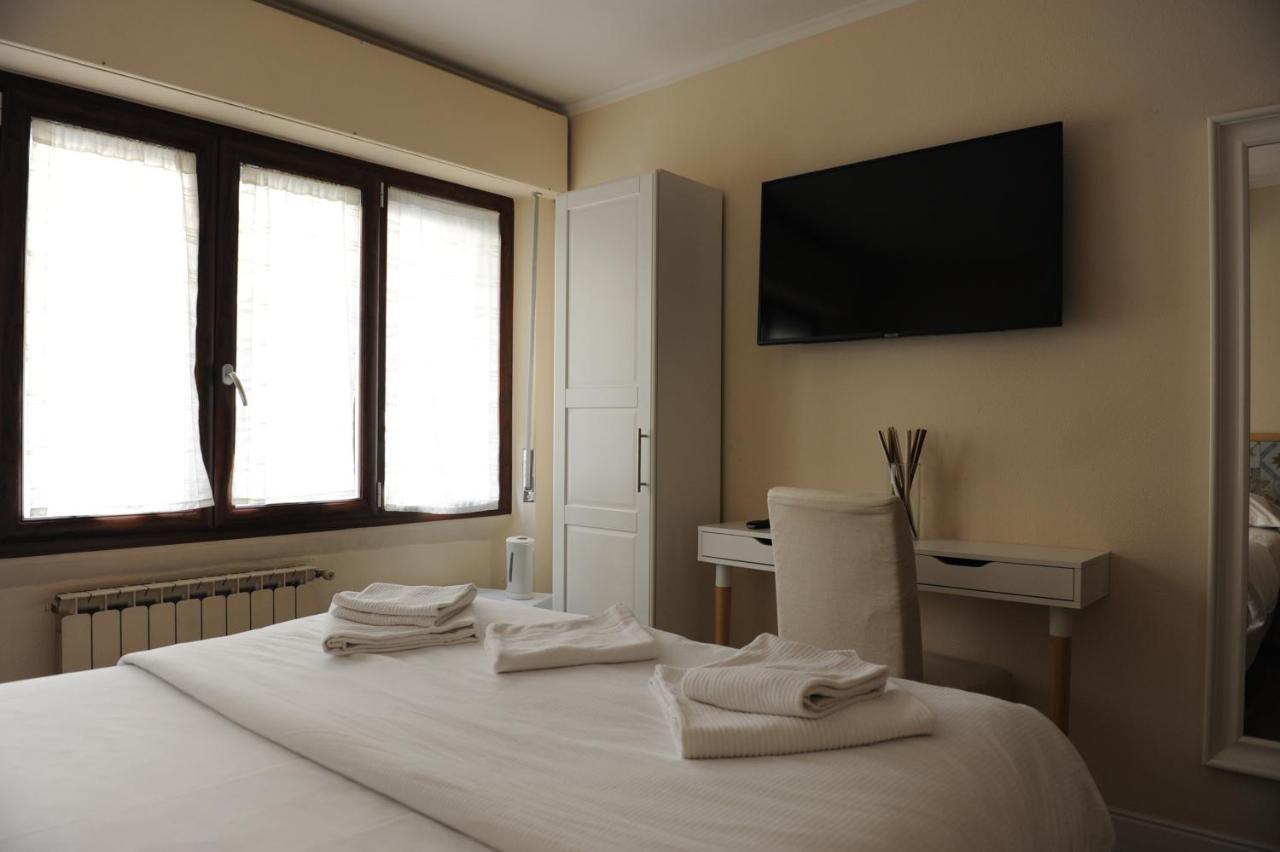 Pontevecchio Rooms Firenze Bagian luar foto