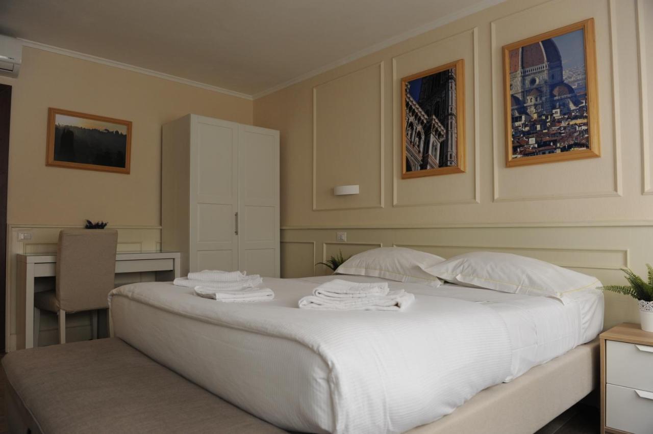 Pontevecchio Rooms Firenze Bagian luar foto