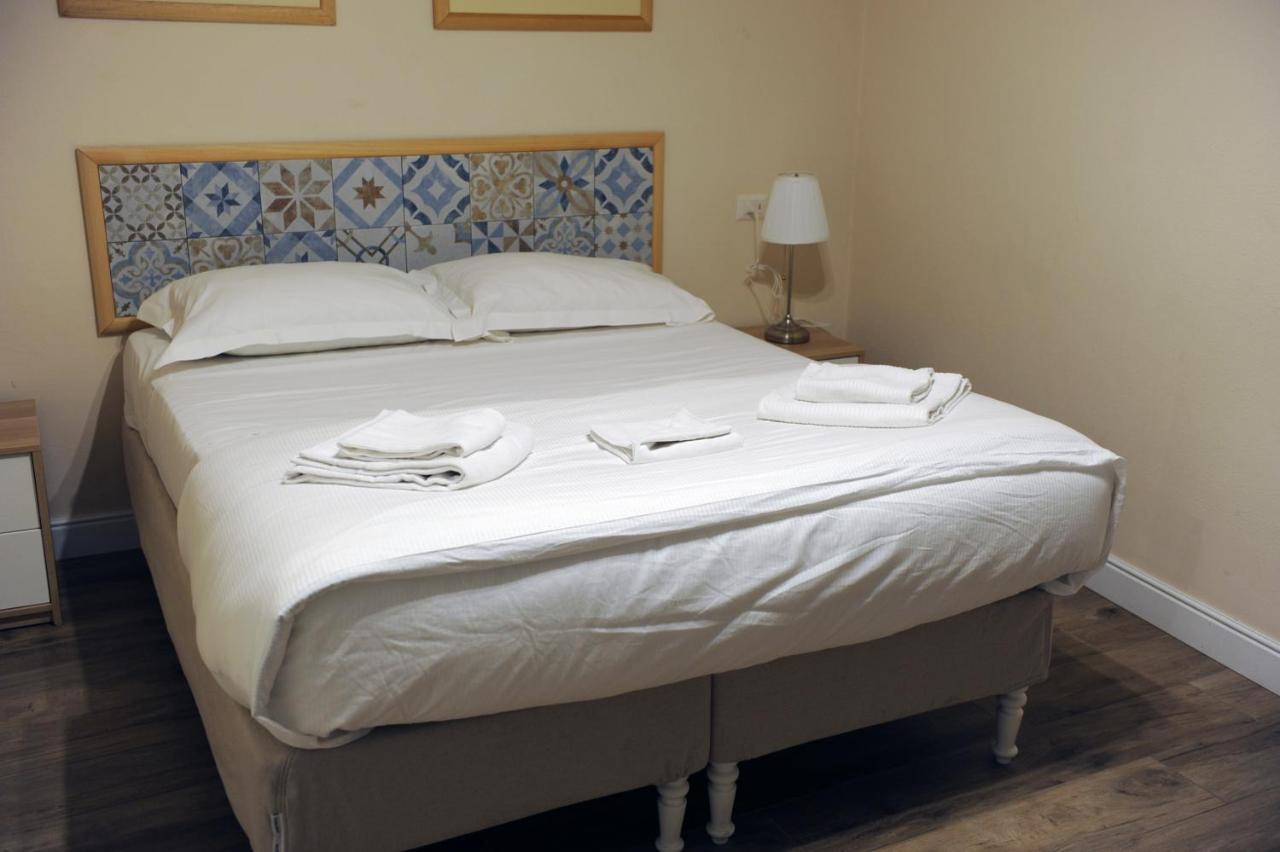 Pontevecchio Rooms Firenze Bagian luar foto