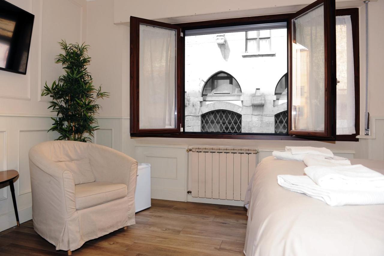 Pontevecchio Rooms Firenze Bagian luar foto